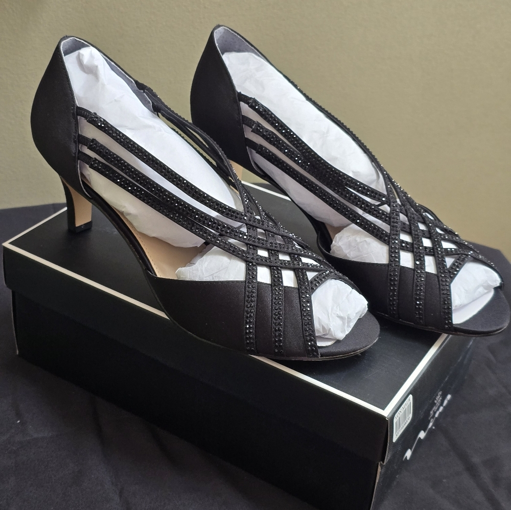 Nina Novita Pumps 